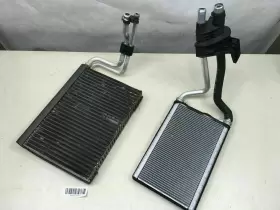 16270212064 BMW Front Air Ac Conditioner Heater Core Pipe Set