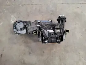 6411HZ5A31383102 BMW Hvac Ac Climate Heater Blower Box X6