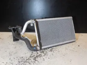 985422U03 BMW Heating Cooler Heat Exchanger E90