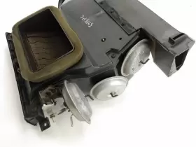 677.GM1Z85 CHEVROLET Front Center Heater Core C4 Corvette #3
