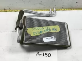676-00132 FORD Heater Core Taurus