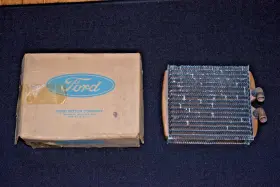 E3TZ-18476-F FORD Heater Core Nos F100 F150 F250 F35 Bronco