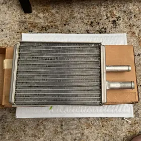 E8FZ-18476-A FORD Hvac Heater Core Escort