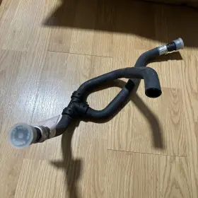 XL1Z-18472-CC FORD Heater Core Water Hose Expedition