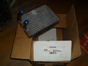 98743 FOUR SEASONS Heater Core Continental Sable Taurus