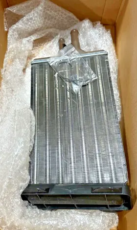 2100899 FREIGHTLINER Heater Core Cascadia #2