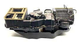 25840537 GENERAL MOTORS Gas Heater Box 2500 Chevrolet Gmc