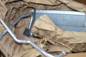 25740392 GM Nos Heater Core Evaporator Coil Cts Srx Cadillac #2