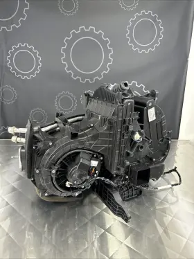 68267044AB JEEP Air Conditioning Heater Core Housing Blower