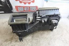 68232366 JEEP/PLYMOUTH TRUCK Jk Ac Heater Core Blower Housing