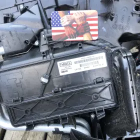 Land Rover Lr016627 Lr2 Heater Ac Hvac Blower Motor Evaporator Core Box