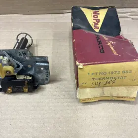1972883 MOPAR Fireflite Gas Heater Thermostat Nos Dodge