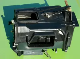 27110-40F01 NISSAN Heater Core Housing Unit Hvac Sohc 240SX