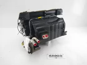 685.RV1197 ROVER Land Hvac Heater Core Housing