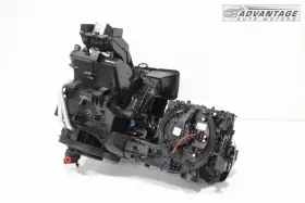 3QF820007 VOLKSWAGEN Hvac Ac Heater Core Blower Motor Housing