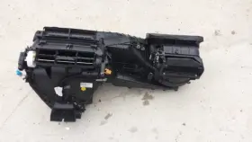 561820103 VOLKSWAGEN Ac Air Box Heater Evaporator Core Unit